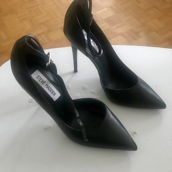 Shoes - Picture 2 of 3